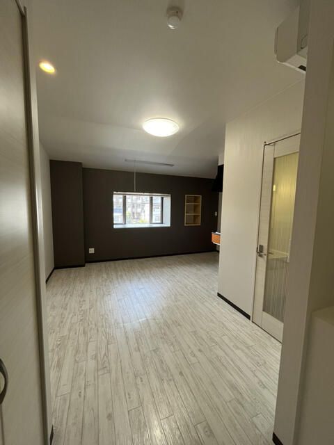Renovated 1R Apartment for Rent in Fujiidera, Osaka - Pet Friendly - Thumbnail 4
