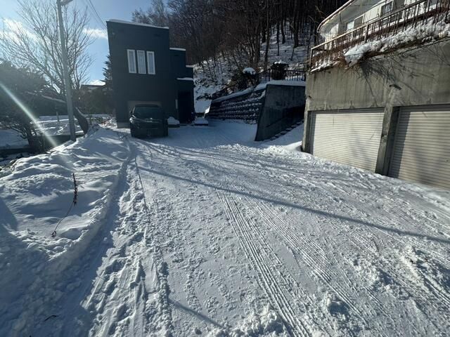 3LDK House for Sale in Makomanai, Sapporo with Panoramic Views - Thumbnail 3