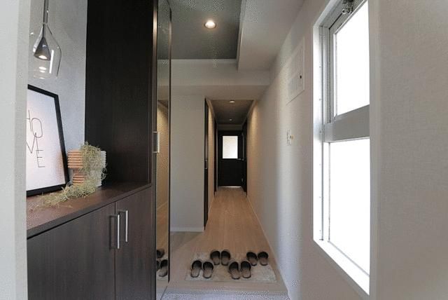 Renovated 4LDK Apartment for Sale in Osaka Joto Ward - Thumbnail 3