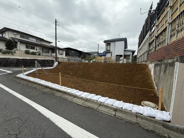 Residential Land for Sale in Hachioji's Mejirodai, Tokyo - Thumbnail 3
