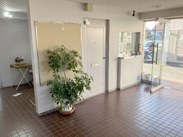 1K Apartment for Sale in Ashikaga, Tochigi - All-Electric, South-Facing - Thumbnail 3