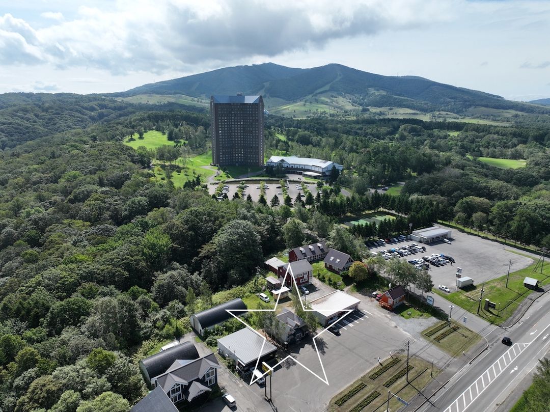 Powder Lodge Rusutsu Central - 7 Bedroom Investment Property - Thumbnail 2