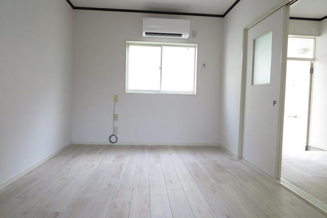 1K Furnished Apartment for Rent in Habikino, Osaka - 30,000 Yen - Thumbnail 4