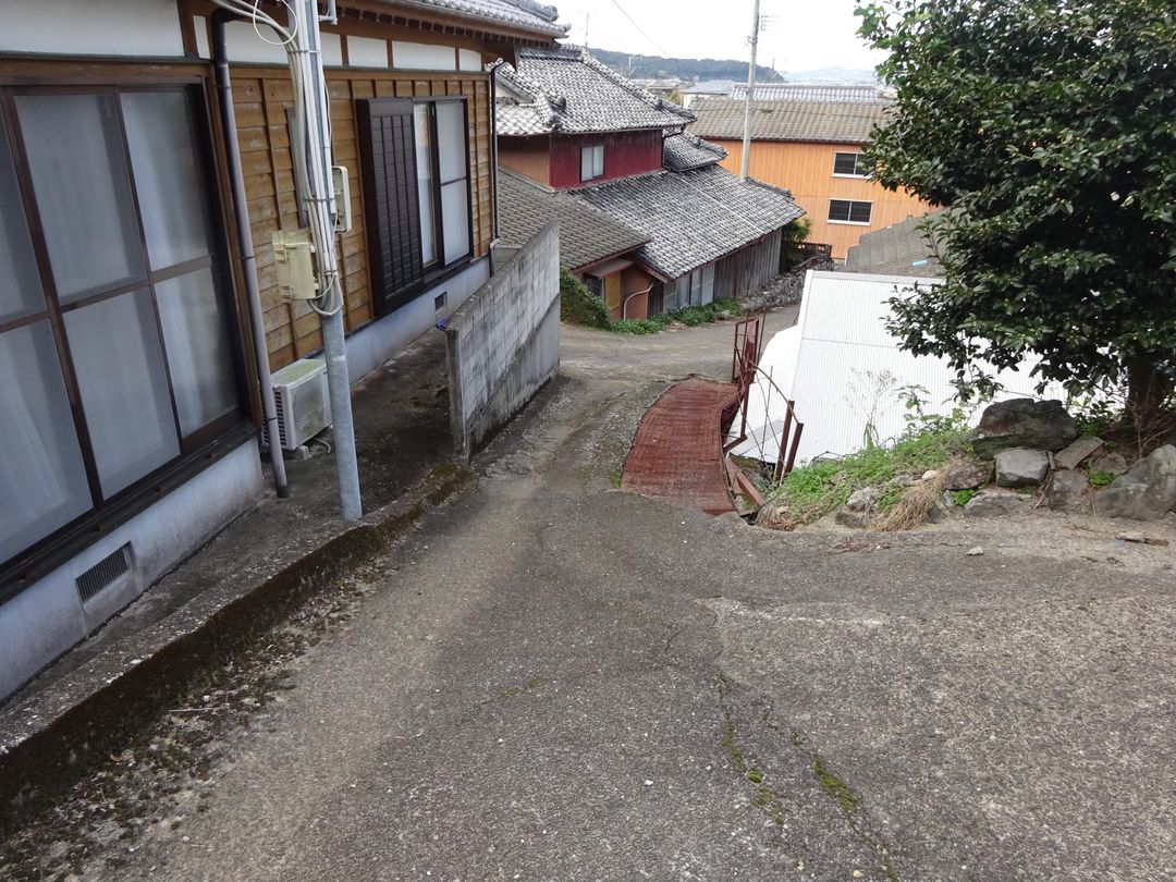 Land for Material Storage Yard in Isahaya, Nagasaki - Thumbnail 3