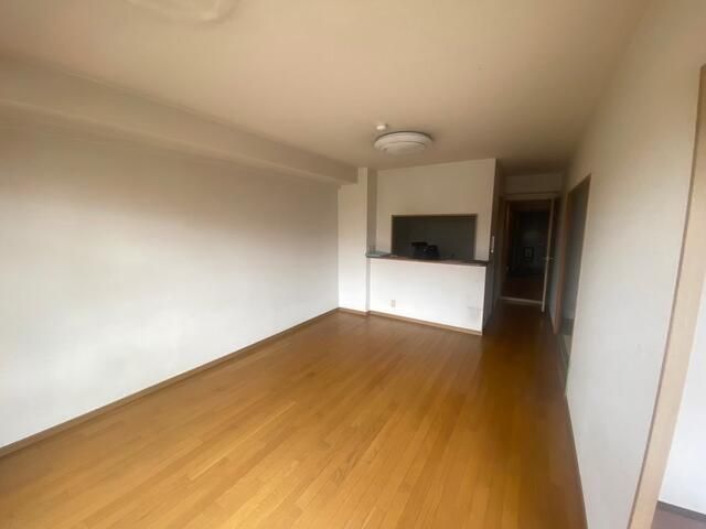 3LDK Apartment for Sale in Hirakata, Osaka - 66.96m² - Thumbnail 4