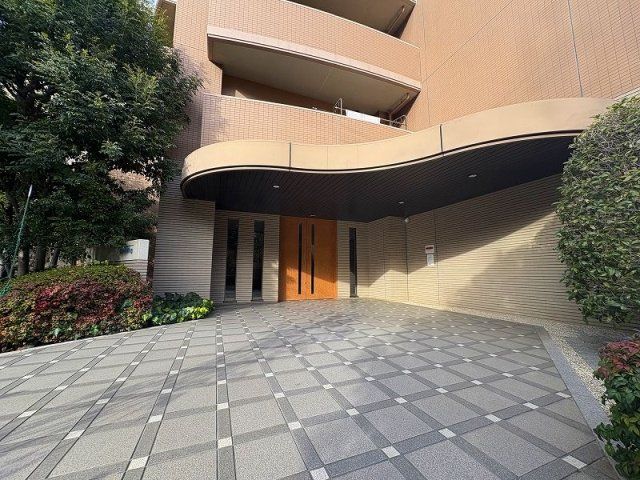 3LDK Apartment for Sale in Shinonome, Koto Ward, Tokyo - Thumbnail 4