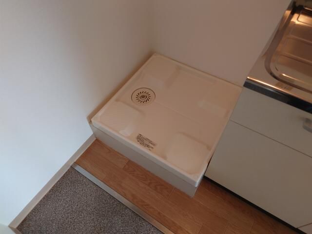 Renovated 1R Apartment for Rent near Nara Station - Thumbnail 2