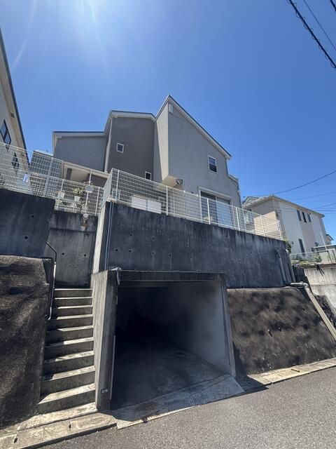 4LDK House with Large Garden for Sale in Serigaya, Yokohama - Thumbnail 3