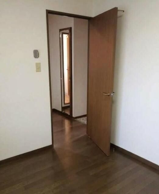 Used 3LDK Apartment for Sale in Naruto, Tokushima - Thumbnail 3
