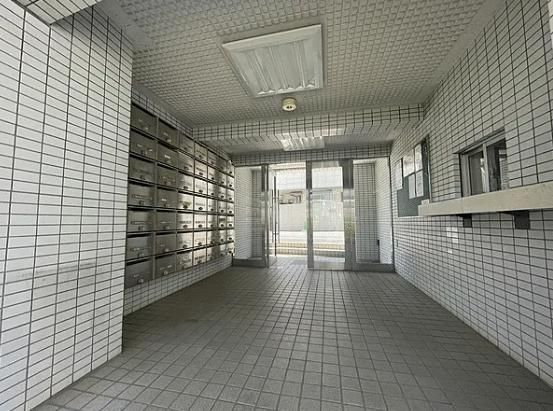 1R Apartment for Sale in Nerima, Tokyo - 7.34% Yield - Thumbnail 2