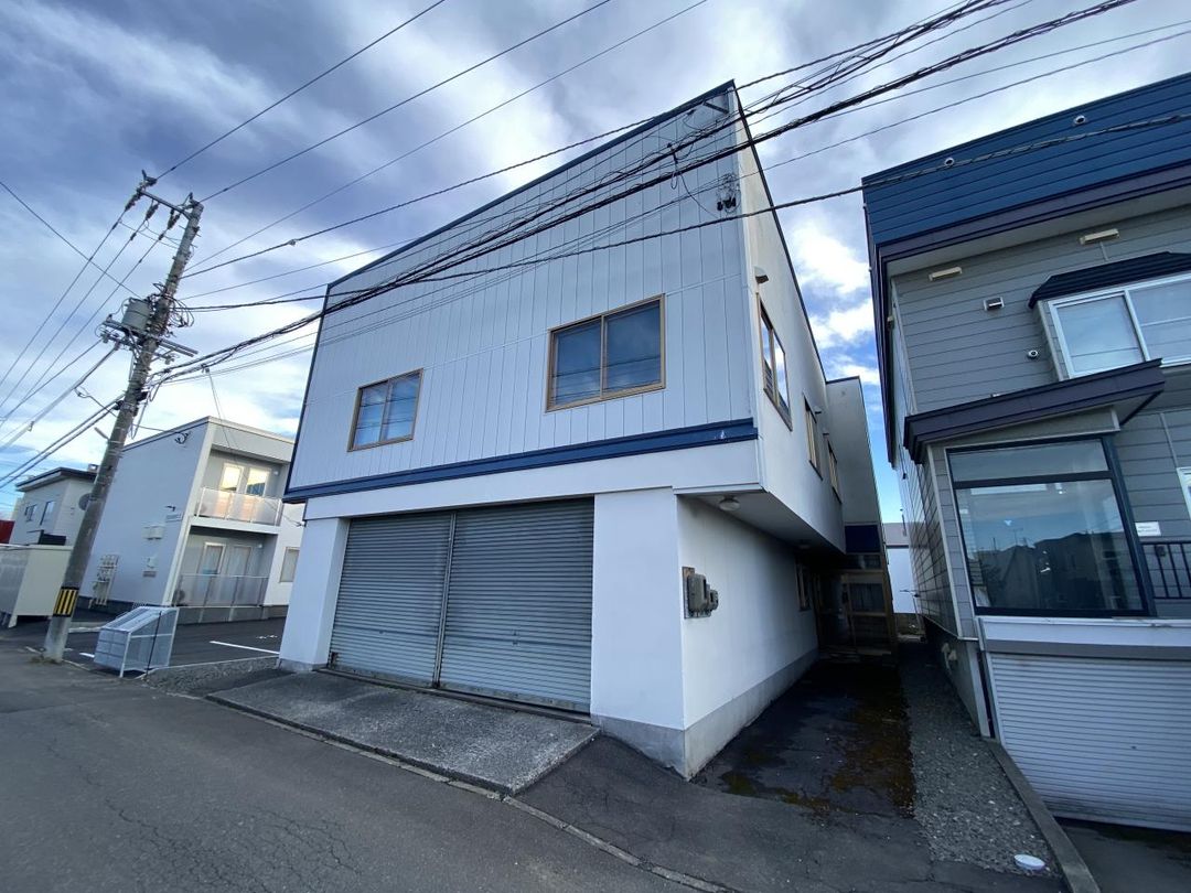 7LDK Detached House for Sale in Asahikawa, Hokkaido - Thumbnail 2