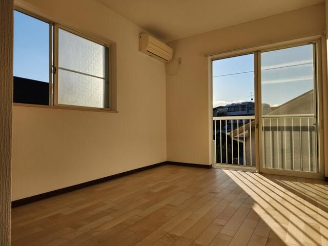 4LDK Renovated House for Sale in Hodogaya, Yokohama - Thumbnail 3