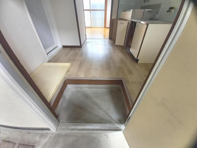 1K Apartment for Rent in Gion, Hiroshima - 21,000 JPY - Thumbnail 2