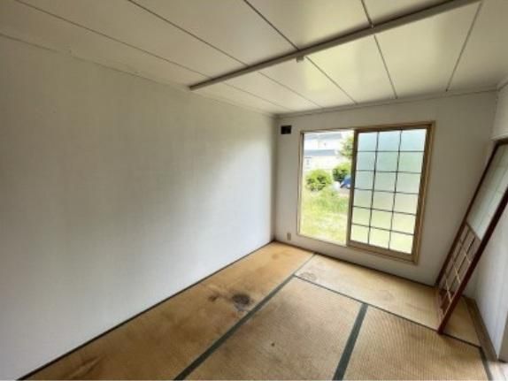 4LDK House on 97.93 Tsubo Land in Nanporo, Hokkaido - 3.8M Yen - Thumbnail 4