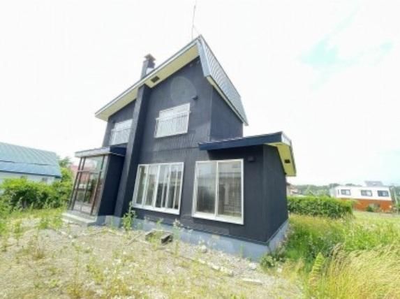 4LDK House on 97.93 Tsubo Land in Nanporo, Hokkaido - 3.8M Yen - Thumbnail 2