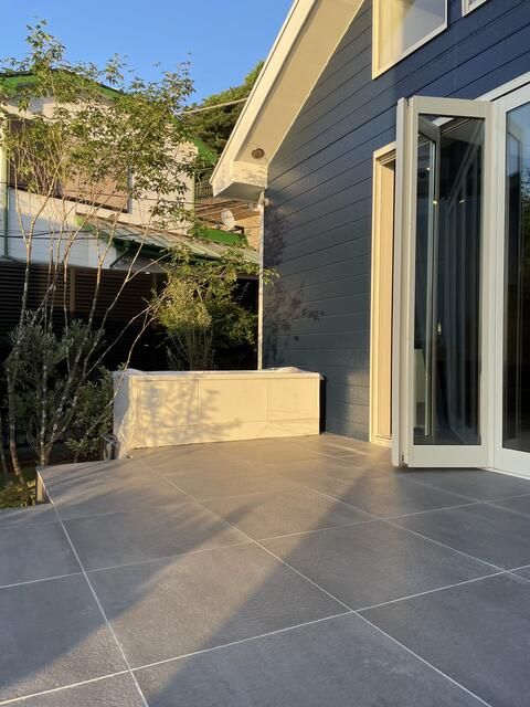 Ocean View House in Yokosuka with Sarushima Island Views - Thumbnail 2