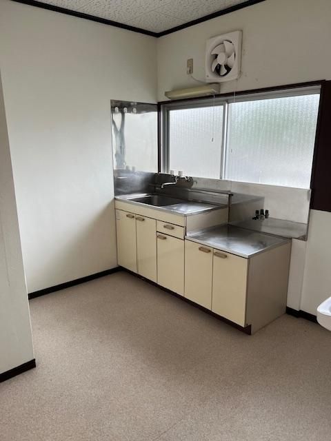 2DK Apartment for Rent in Makinohara, Shizuoka - 20,000 Yen - Thumbnail 4