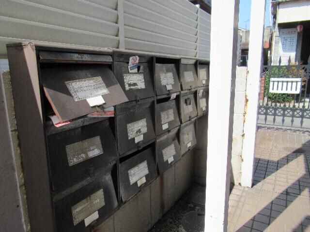 1K Apartment with Loft & Free Appliances near Nakamatsue Station - Thumbnail 2
