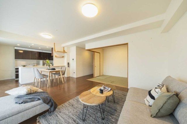4LDK Apartment for Sale in Urayasu, Chiba - 118 sqm - Thumbnail 4