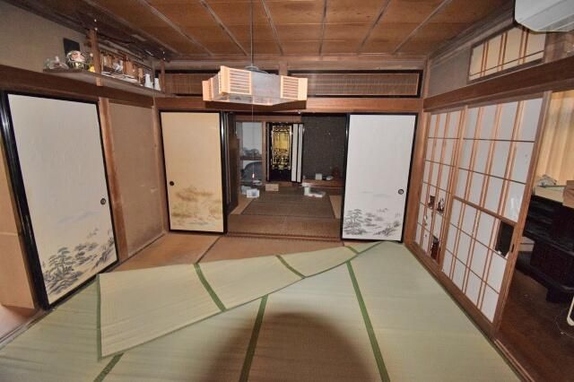 6DK House for Sale with Land in Obuse, Nagano - Thumbnail 4
