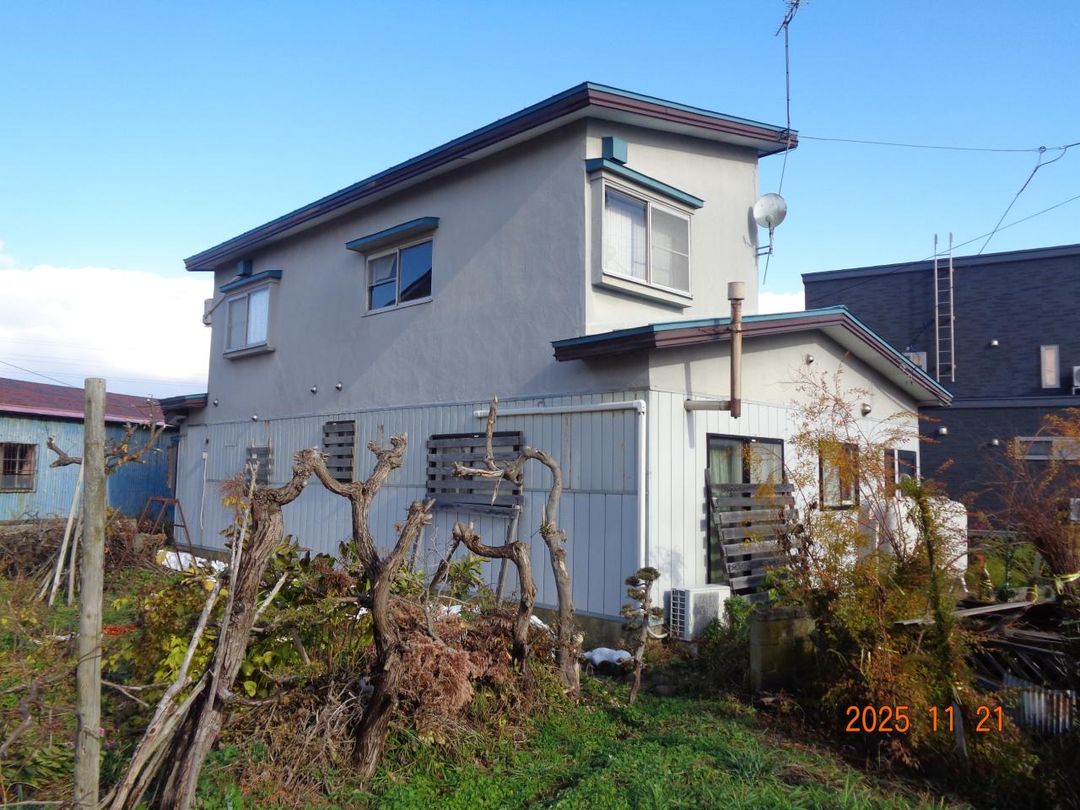 6SLDK House for Sale in Itayanagi, Aomori - 112.61㎡ - Thumbnail 2