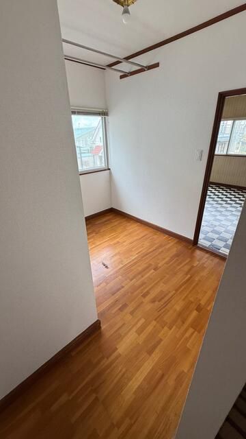 7LDK Family Home for Sale in Sapporo's Miyanosawa Area - Thumbnail 2