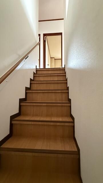 7LDK Family Home for Sale in Sapporo's Miyanosawa Area - Thumbnail 3