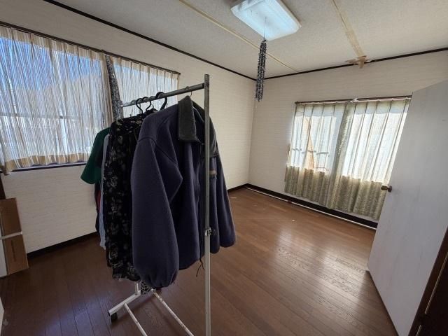 Corner Lot 3DK House in Serene Kurayoshi, Tottori - Thumbnail 2