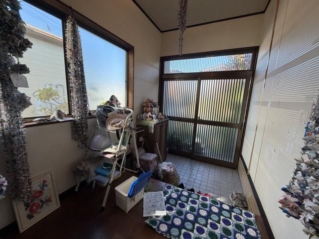 Corner Lot 3DK House in Serene Kurayoshi, Tottori - Thumbnail 4