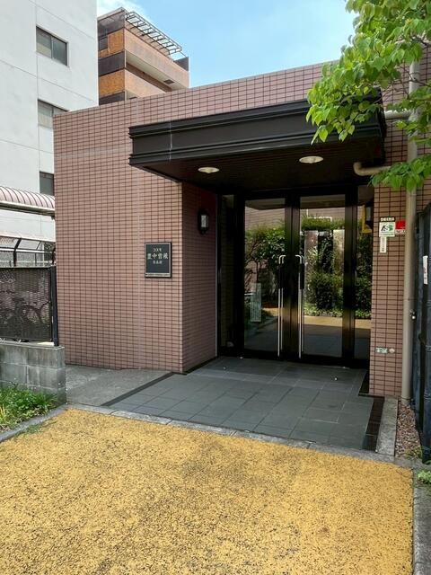Renovated 3LDK Apartment with Loft in Toyonaka, Osaka - Thumbnail 2