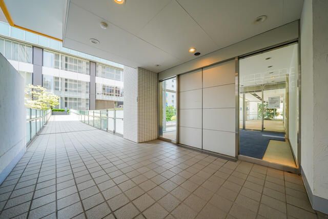 1LDK Apartment in Tokyo Times Tower, Akihabara - Thumbnail 4
