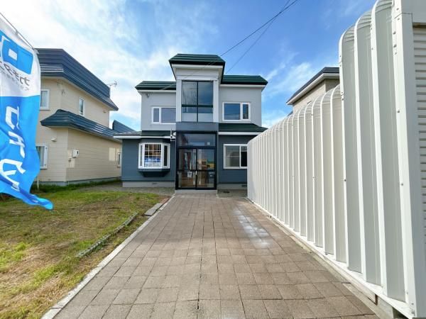 Renovated 4LDK House for Sale in Iwamizawa, Hokkaido - Thumbnail 2