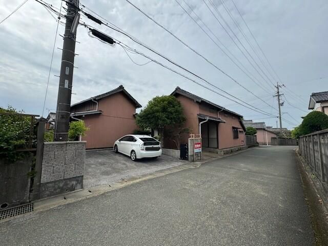6DK Detached House for Sale in Tahara, Aichi - 840 sqm Land - Thumbnail 3