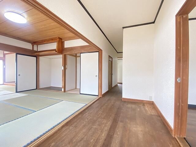 Renovated 5DK House in Namegata, Ibaraki on 745m² Land - Thumbnail 4
