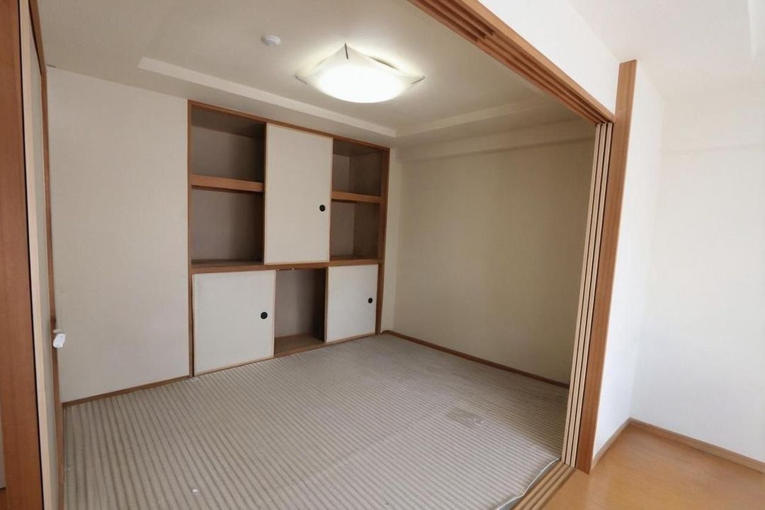 3LDK Apartment for Sale in Matsue with South Balcony - Thumbnail 3