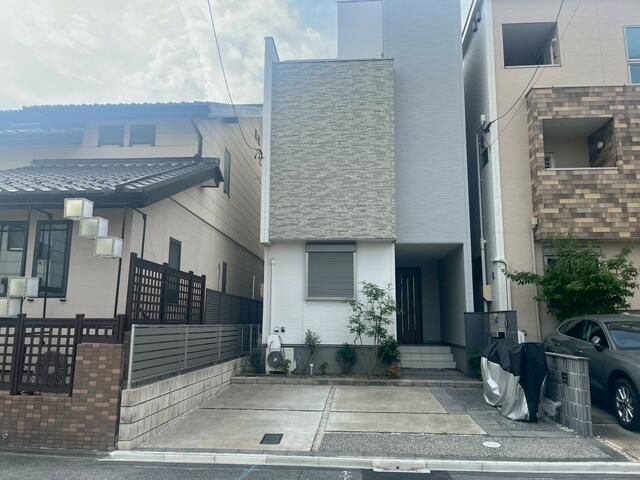 Modern 4LDK House for Sale in Nagoya, Near Nakamura Koen Station - Thumbnail 2
