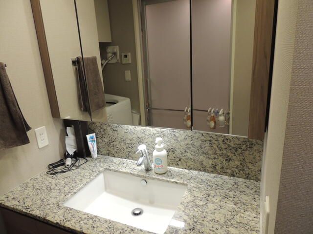 2LDK Apartment for Sale in Meguro, Tokyo - Proud Komaba - Thumbnail 3