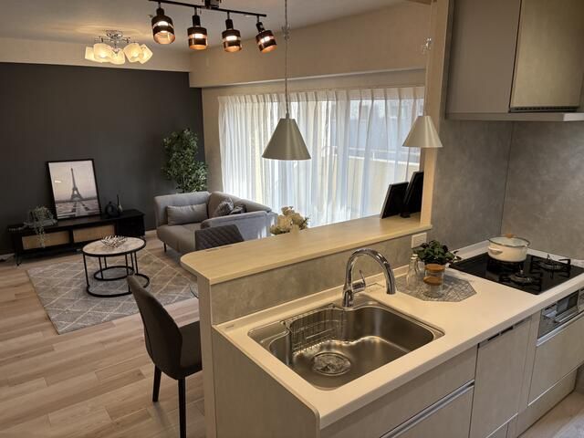 Renovated 2SLDK Apartment Near Nakatsu Station, Osaka - Thumbnail 4