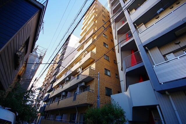 2DK Apartment for Sale in Shinjuku, Tokyo - Lions Mansion Hatsudai 3 - Thumbnail 3