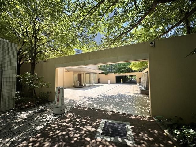 Renovated 3LDK Apartment in Koto, Tokyo - Garden Flag City - Thumbnail 3