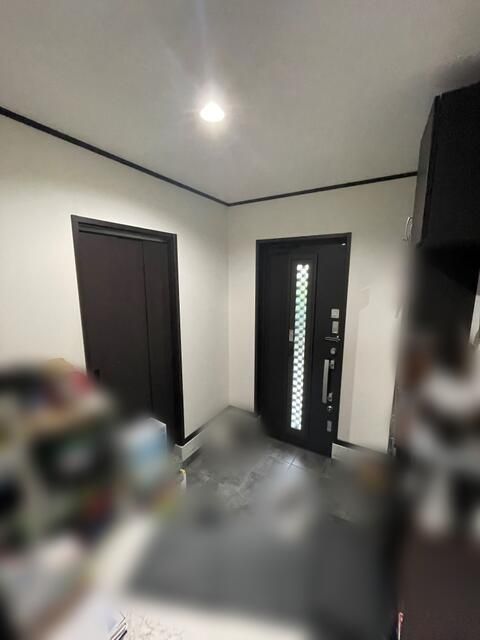 2017-Built 5LDK Family House with South-Facing Double-Height LDK in Nagoya - Thumbnail 3