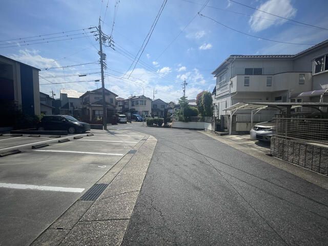 4LDK Detached House for Sale in Nagoya's Midori Ward - Thumbnail 3
