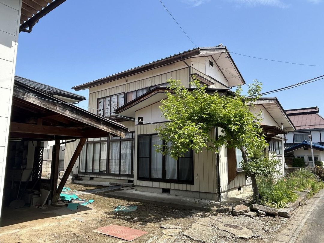 Spacious 6DK Detached House for Sale in Matsushiro, Nagano - Thumbnail 3