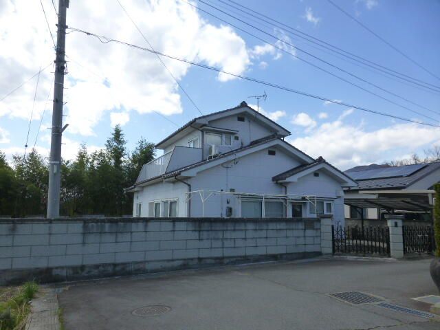 5DK Detached House for Sale in Ueda, Nagano with 397 sqm Land - Thumbnail 2