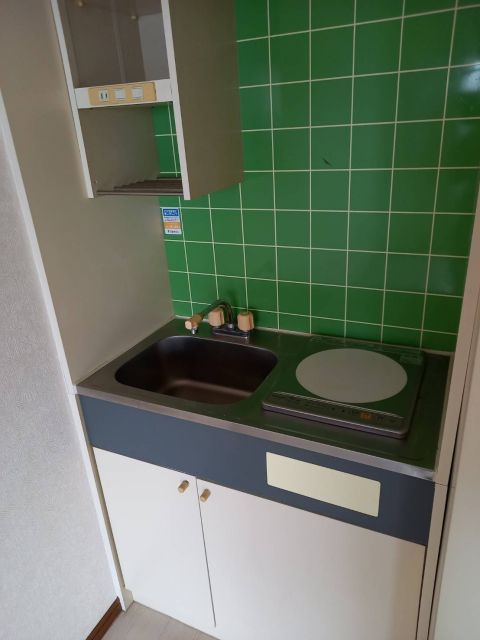 1K Apartment for Rent in Kurume, Fukuoka - 130,000 Yen - Thumbnail 3
