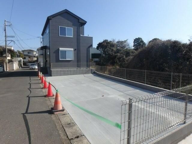 New 4SLDK House in Yokohama Konandai with Mount Fuji Views - Image 1