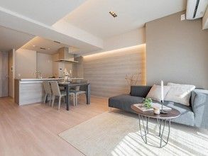 Renovated 3LDK Apartment for Sale in Minato, Tokyo - Thumbnail 2