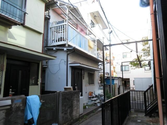 3K House for Sale in Katsushika, Tokyo - Investment Property - Thumbnail 2