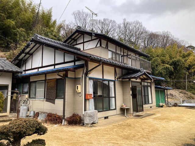 Komoro Home with Renovated Kura Guest Room & Garden - Thumbnail 3