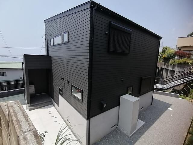 New 3SLDK House with Sagami Bay View in Yugawara, Kanagawa - Thumbnail 2